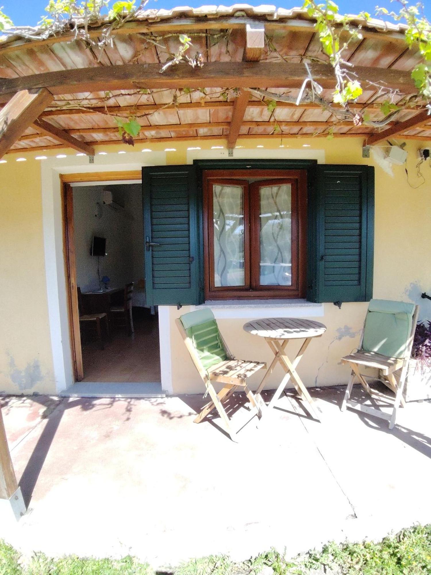 Agriturismo Sa E Padedda Mores الغرفة الصورة