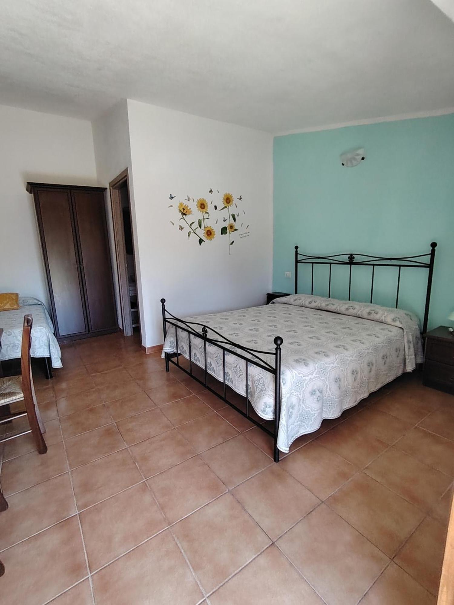 Agriturismo Sa E Padedda Mores الغرفة الصورة