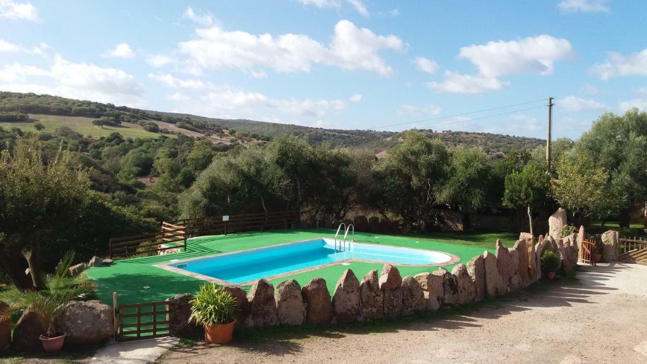 فيلا Agriturismo Sa E Padedda Mores المظهر الخارجي الصورة