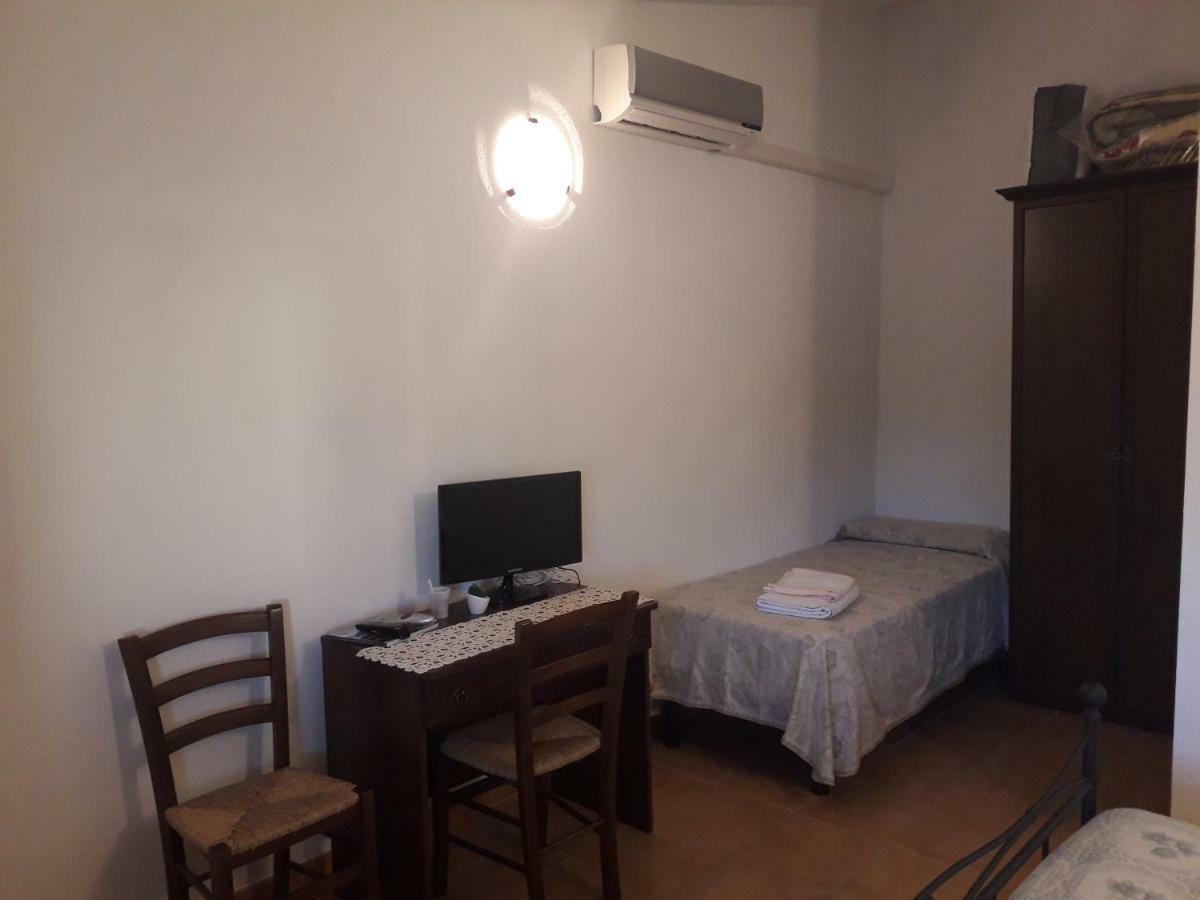 Agriturismo Sa E Padedda Mores المظهر الخارجي الصورة